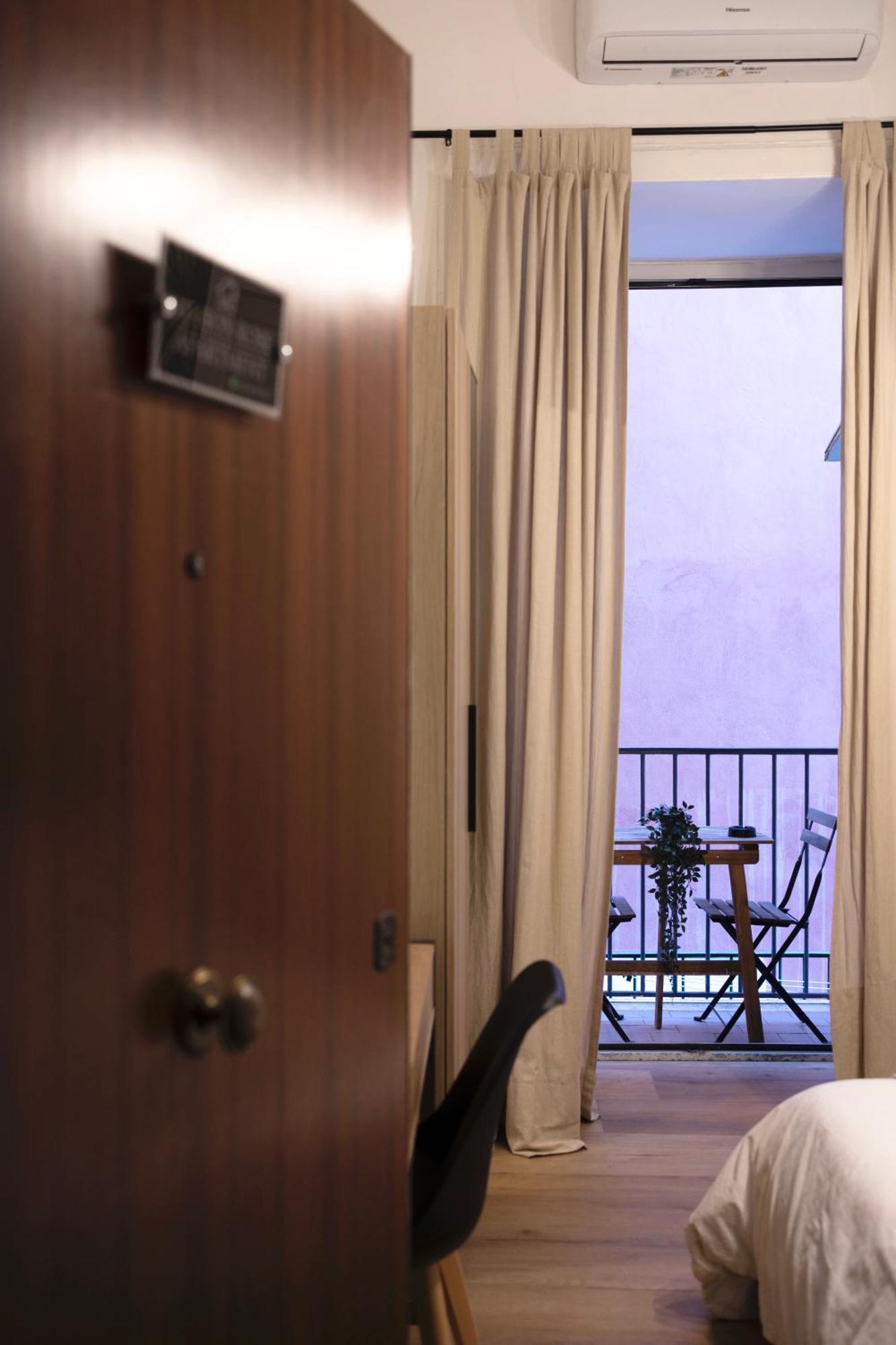 Appartement Maison Rose, Host Napels